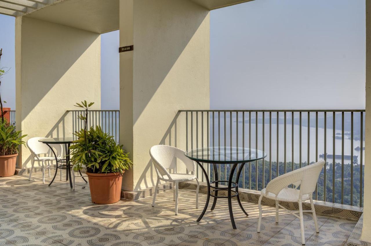 Apartament Luxe 2Bhk 10Min From Goi Airport With Pool Access Dabolim Zewnętrze zdjęcie