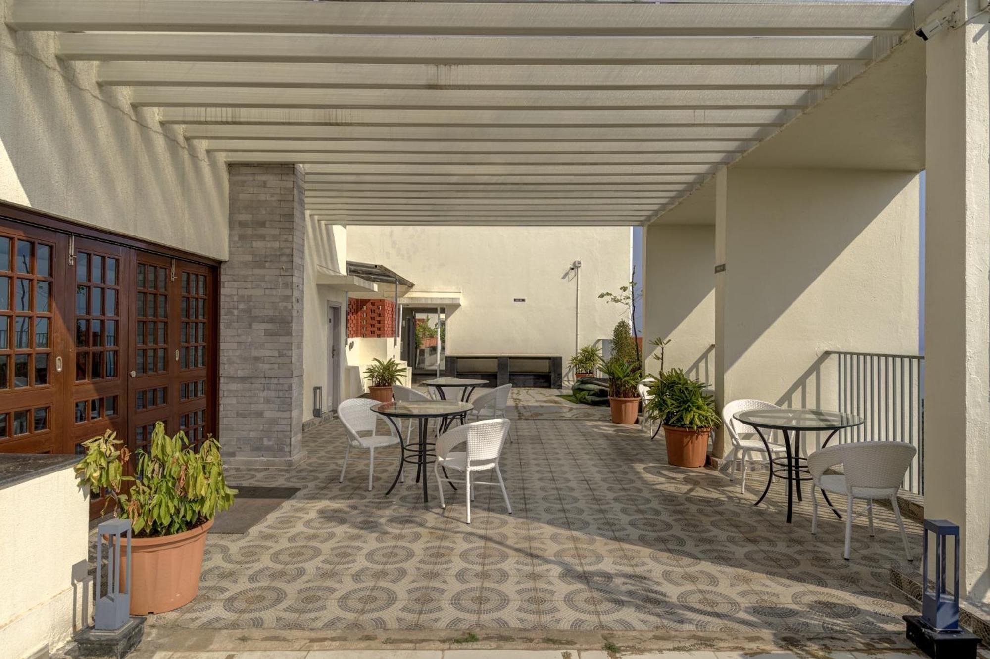 Apartament Luxe 2Bhk 10Min From Goi Airport With Pool Access Dabolim Zewnętrze zdjęcie