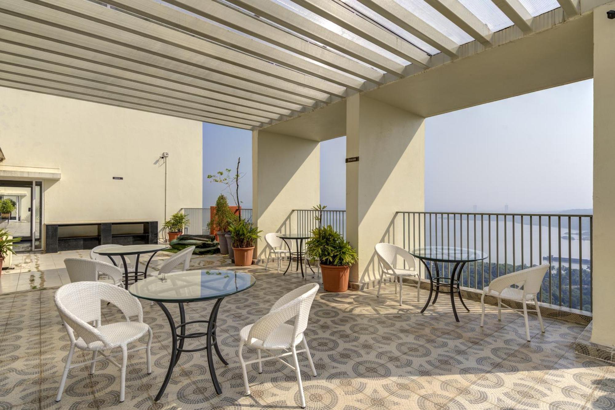 Apartament Luxe 2Bhk 10Min From Goi Airport With Pool Access Dabolim Zewnętrze zdjęcie